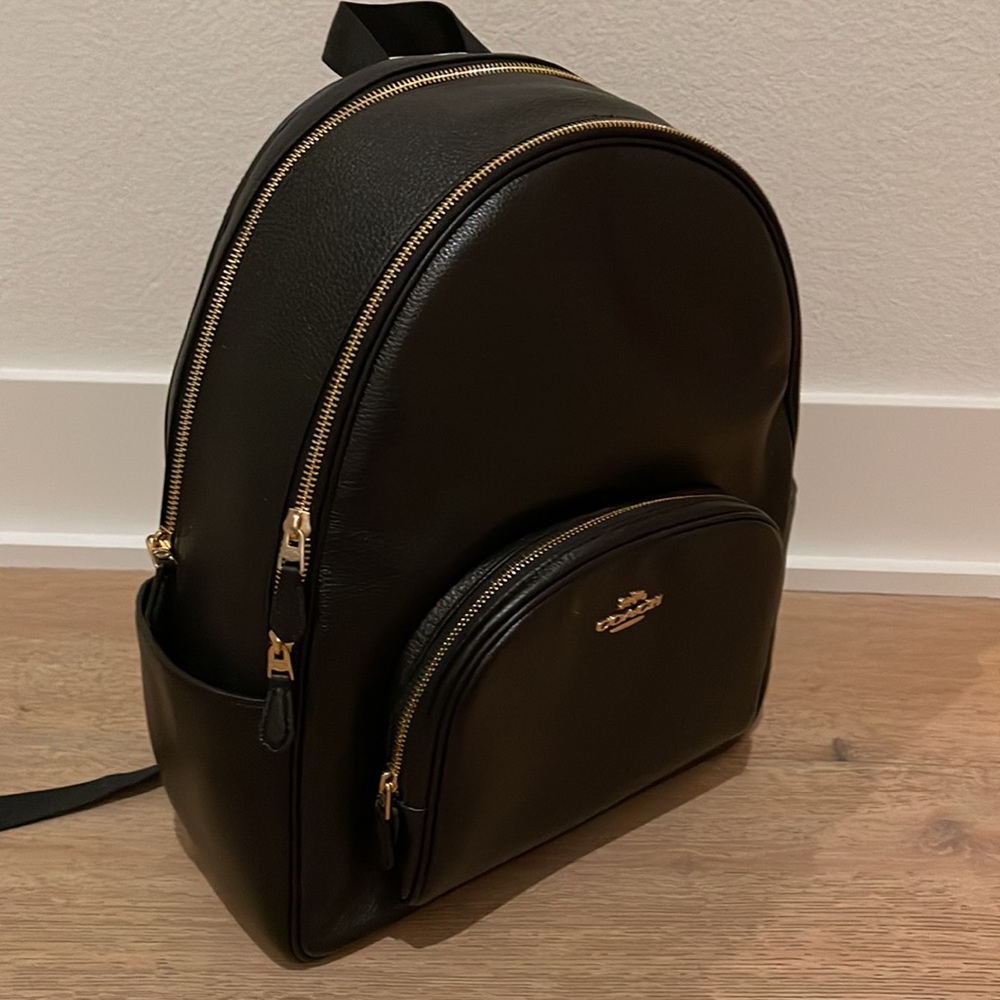 Coach Backpack - Picture 3 of 4